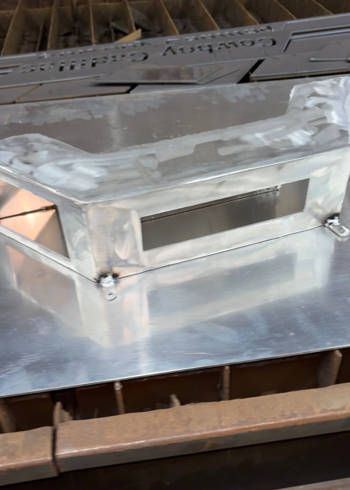 Light bar housing
